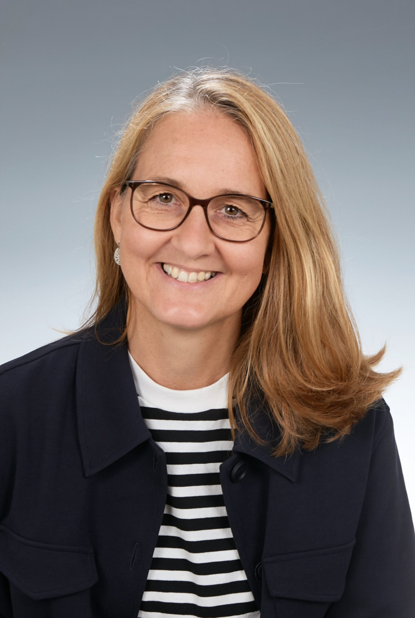 <strong>Prof.<sup>in</sup> Mag.<sup>a</sup> KRAVIC-DELALUT Sandra</strong>